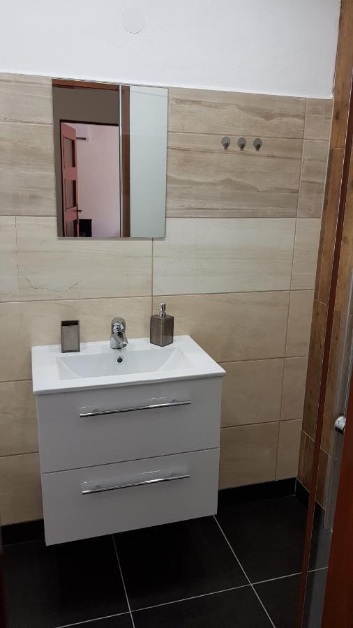 18Steps Apartment Loket ภายนอก รูปภาพ